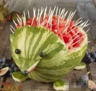 有趣的吃瓜技巧,解锁夏日清凉新姿势!